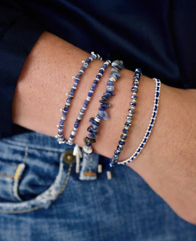 HealthyDog Boho Betty "Kadavu Denim" Sodalith - & Silberarmband Set