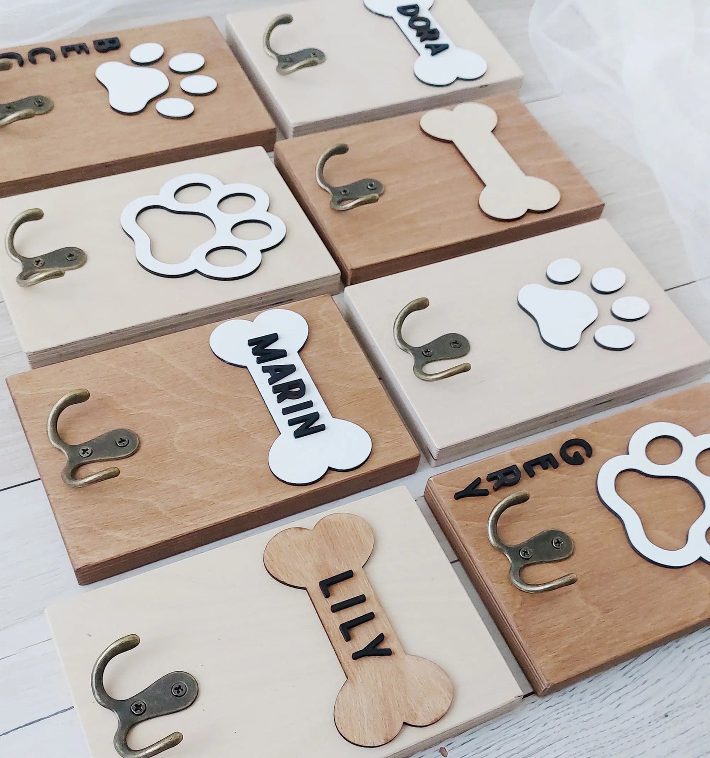 HealthyDog Betty Woof Leinengarderobe