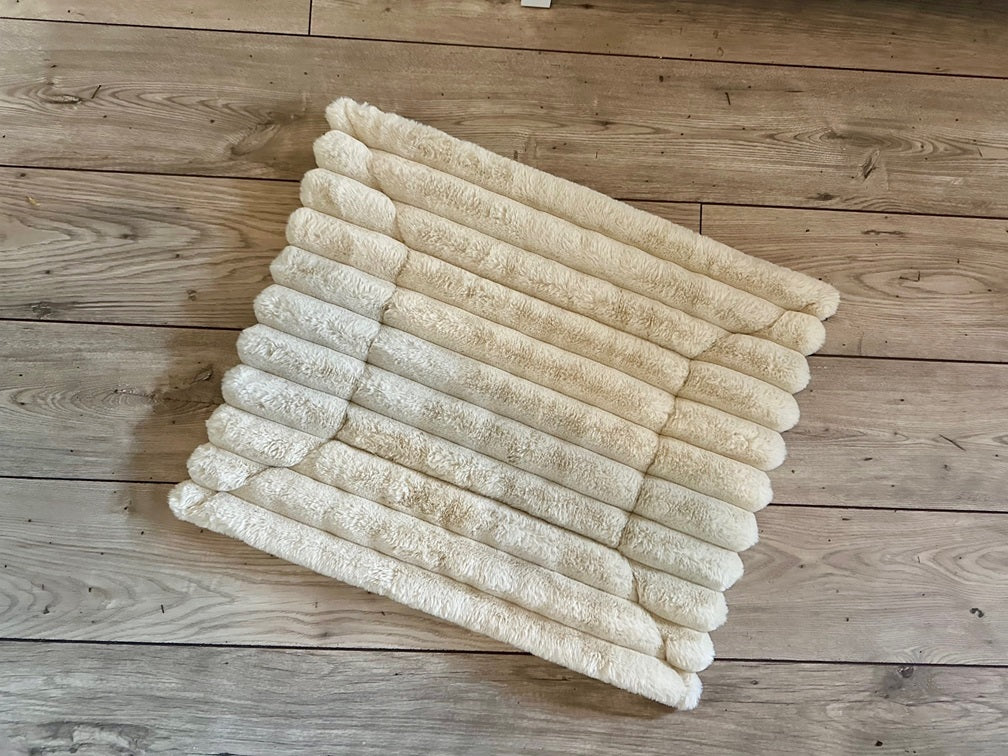 ammi for dogs® Liegekissen Softplaid Hunde beige
