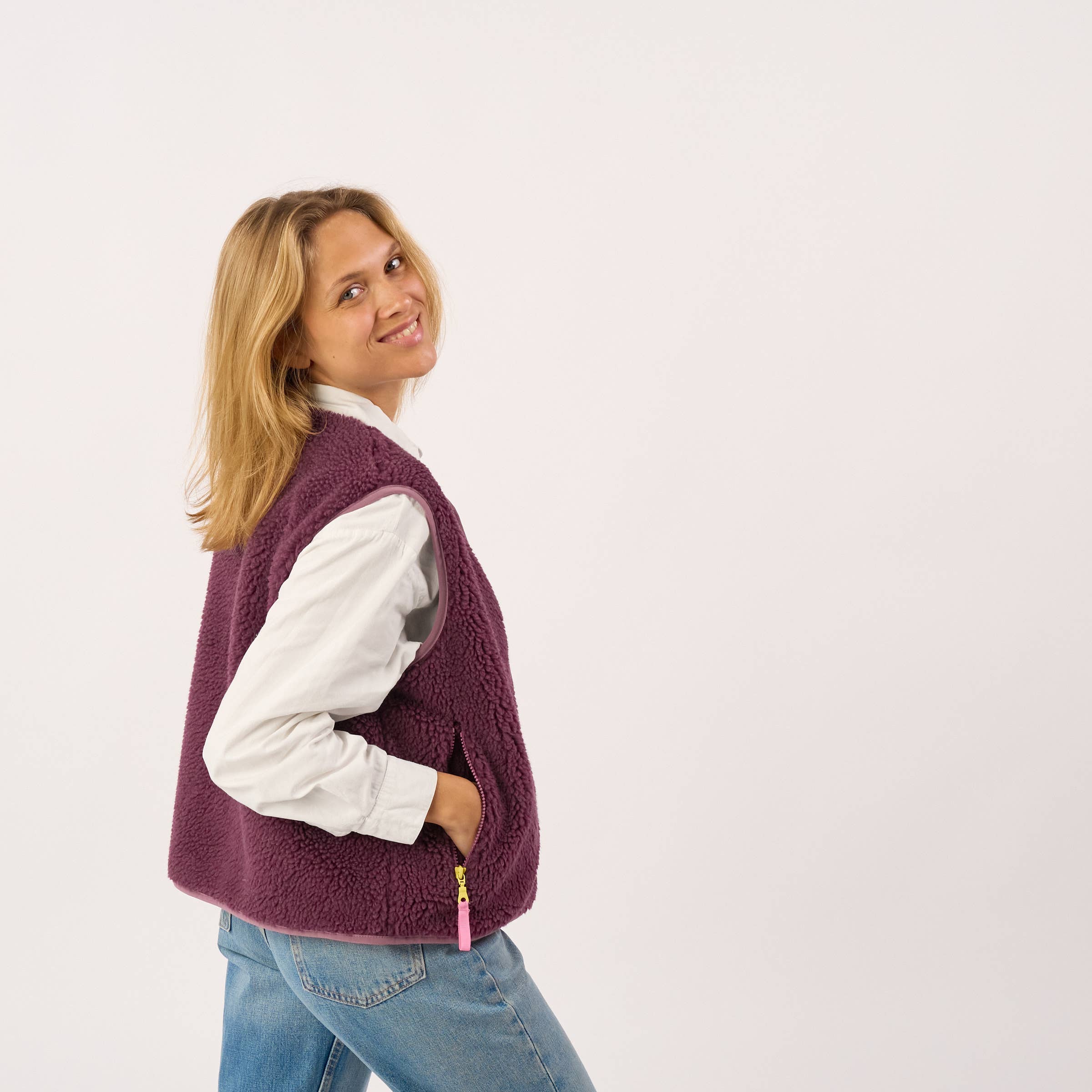 BILLYBELT Damenweste aus Sherpa mit Reissverschluss "pflaume"