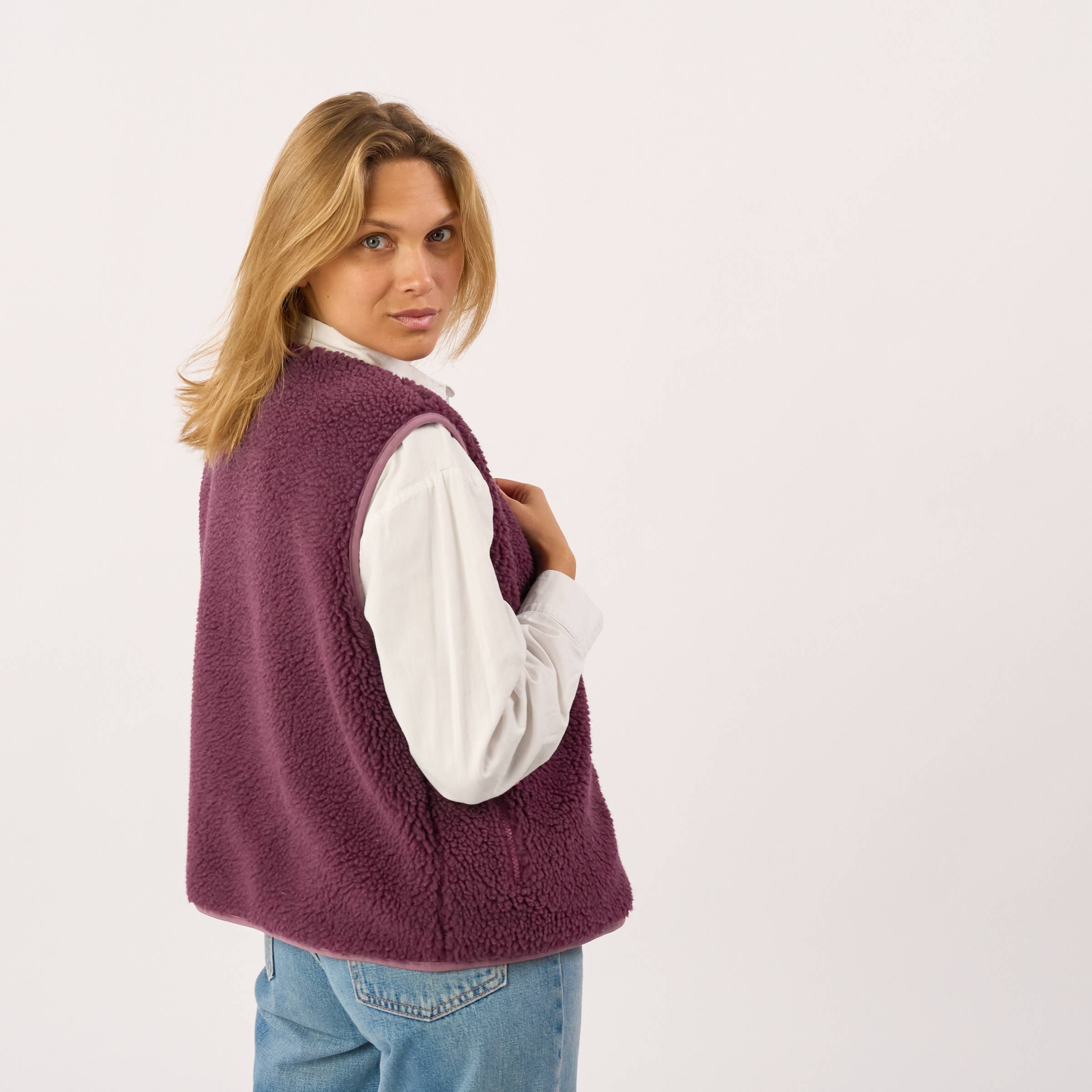 BILLYBELT Damenweste aus Sherpa mit Reissverschluss "pflaume"