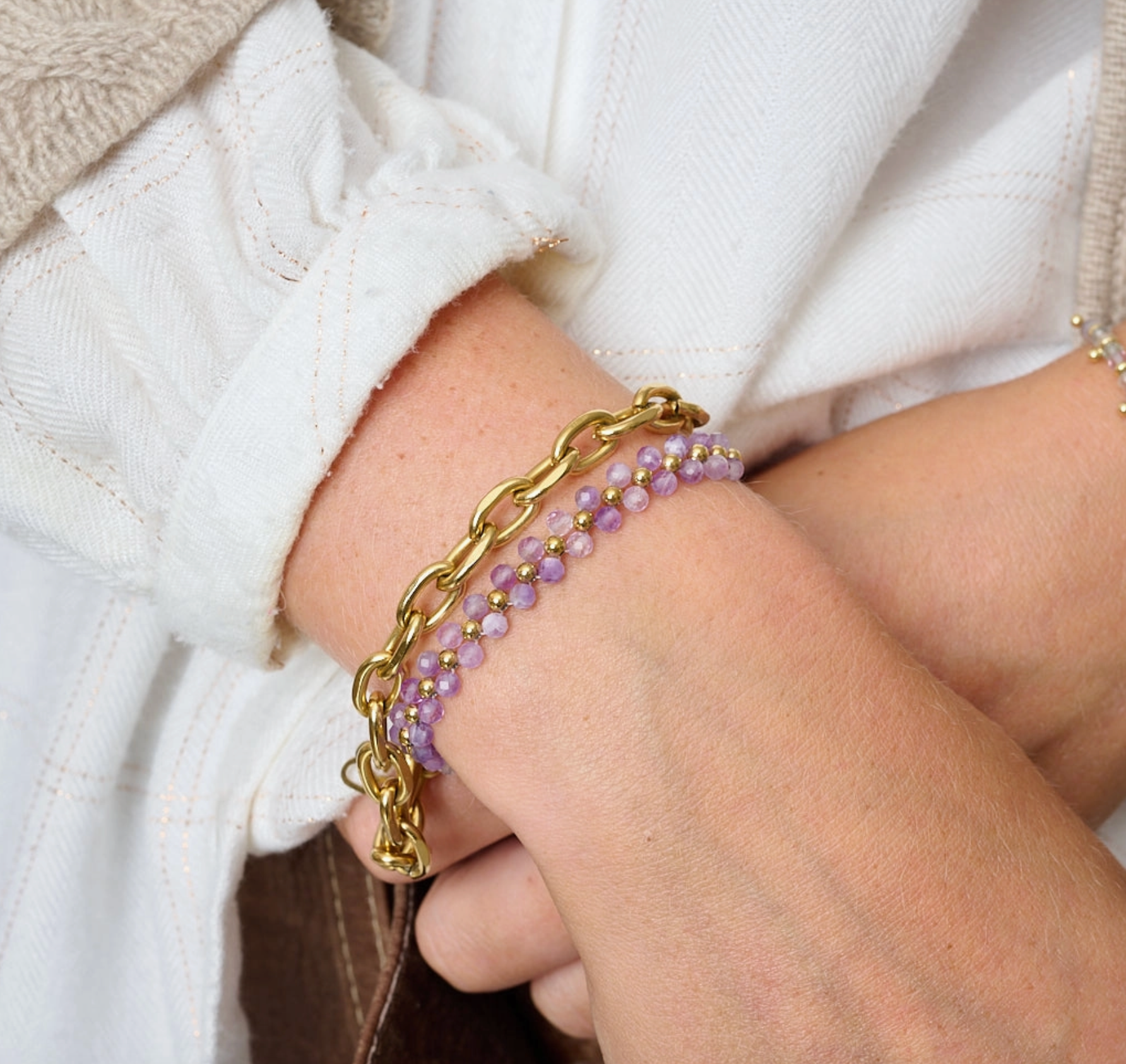 Boho Betty Amethyst- und Goldperlen-Freundschaftsarmband