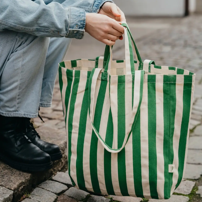 OMOM Bio Baumwoll Tragtasche "grün"